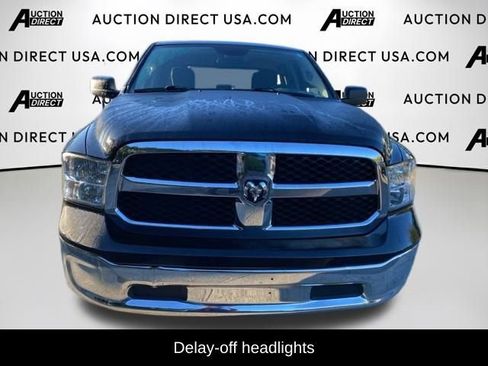 Used 2019 RAM 1500 Classic SLT image 4