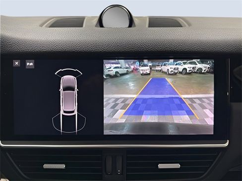 Used 2021 Porsche Cayenne image 27