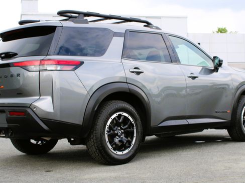 Used 2023 Nissan Pathfinder Rock Creek AWD/4WD image 8