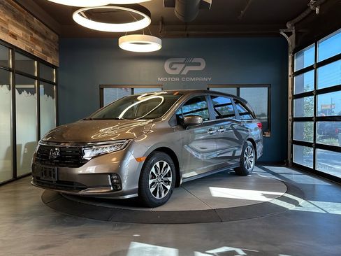 Used 2022 Honda Odyssey EX-L image 7