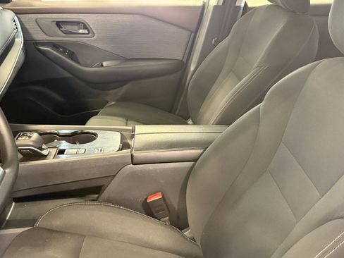 Used 2023 Nissan Rogue S FWD image 21