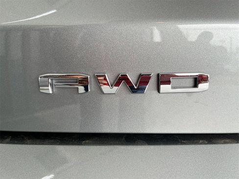 Used 2023 GMC Acadia Denali w/ Denali Technology Package image 35