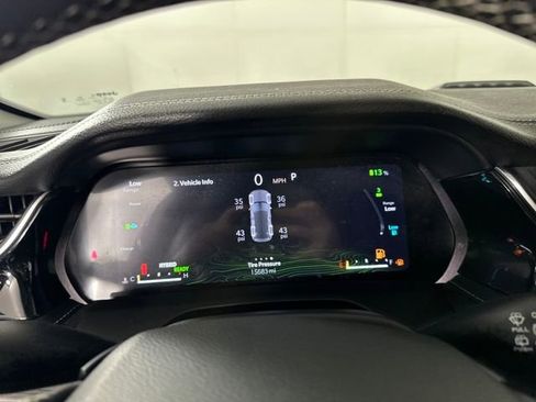 Used 2024 Jeep Grand Cherokee Limited 4xe image 17