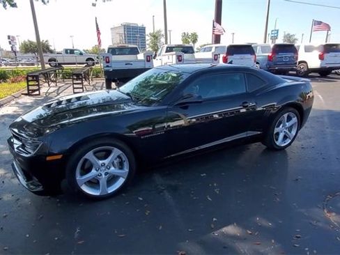 Used 2015 Chevrolet Camaro SS w/ RS Package image 4