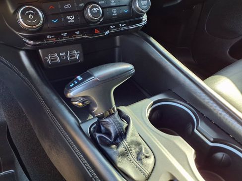Used 2021 Dodge Durango GT w/ Blacktop Package RWD image 8