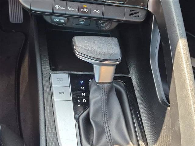 Used 2023 Hyundai Elantra SEL w/ Cargo Package FWD image 10