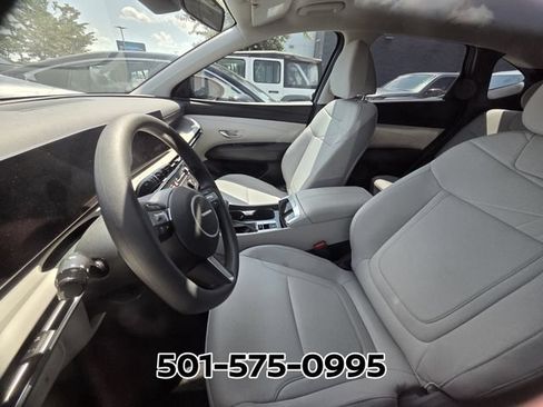 Used 2026 Hyundai Tucson SE FWD image 6