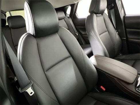 Certified 2022 MAZDA CX-30 AWD 2.5 S w/ Premium Package image 23