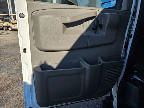 Used 2019 Chevrolet Express 3500 LT w/ LT Preferred Equipment Group RWD image 22