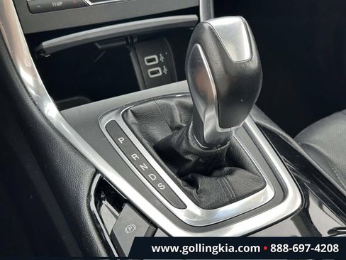 Used 2017 Ford Edge Titanium w/ Equipment Group 301A AWD/4WD image 27