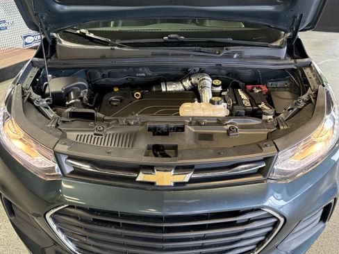 Used 2022 Chevrolet Trax LT image 33