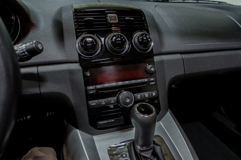 Used 2007 Saturn Sky w/ Premium Trim Pkg RWD image 21