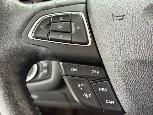 Used 2018 Ford Escape SEL image 11