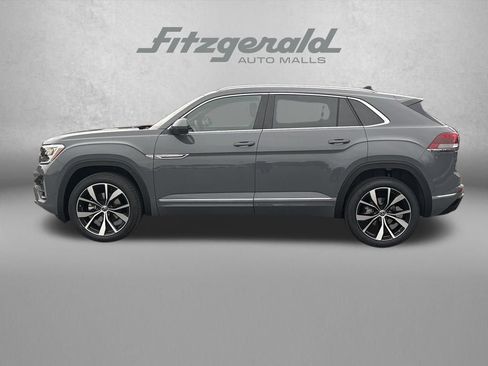 New 2026 Volkswagen Atlas Cross Sport SEL Premium R-Line image 3