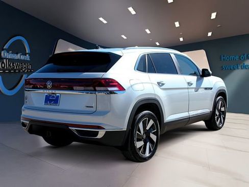 New 2026 Volkswagen Atlas Cross Sport SEL image 5