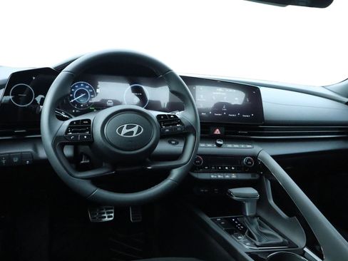 New 2026 Hyundai Elantra Sport image 10