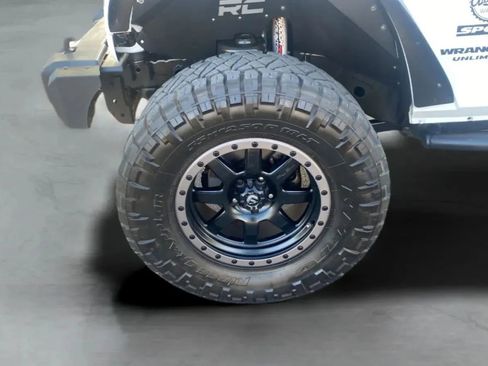 Used 2017 Jeep Wrangler Unlimited Sport w/ Quick Order Package 24S AWD/4WD image 31