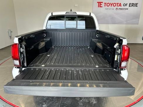 Certified 2023 Toyota Tacoma SR AWD/4WD image 7