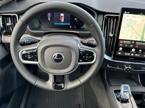 New 2026 Volvo XC90 T8 Ultra w/ Lounge Package AWD/4WD image 13