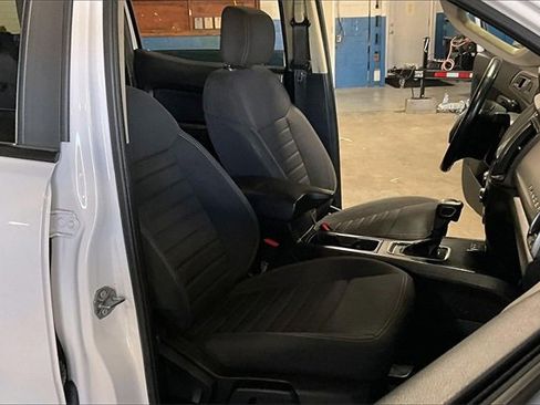 Used 2023 Ford Ranger XLT w/ Equipment Group 301A Mid image 7