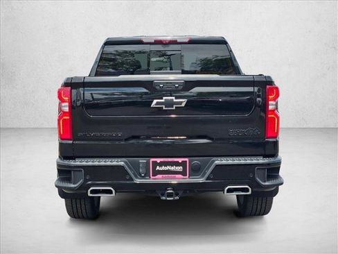 Used 2023 Chevrolet Silverado 1500 High Country w/ High Country Premium Package AWD/4WD image 6