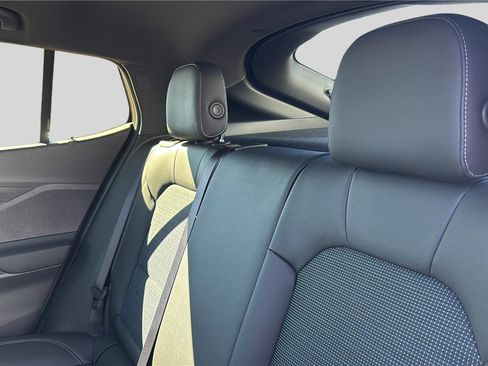 New 2026 Buick Envista Preferred image 17