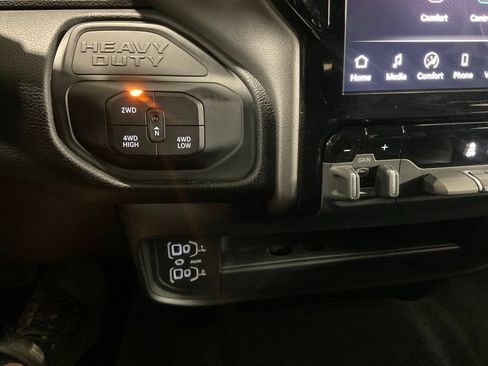 Used 2026 RAM 2500 Big Horn AWD/4WD image 23