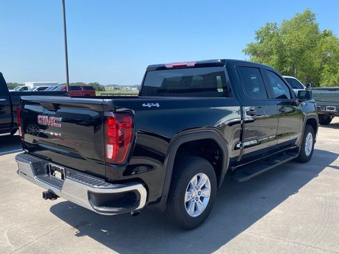 Used 2025 GMC Sierra 1500 Pro w/ Pro Value Package AWD/4WD image 5