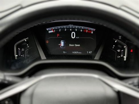 Used 2017 Honda CR-V Touring image 14