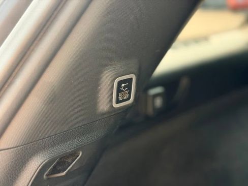 Used 2022 Jeep Grand Cherokee Overland AWD/4WD image 29