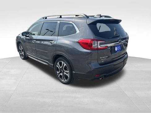 Used 2023 Subaru Ascent Touring AWD/4WD image 4