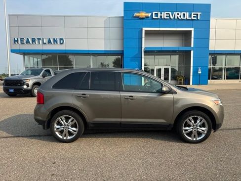 Used 2014 Ford Edge SEL w/ Equipment Group 204A AWD/4WD image 7
