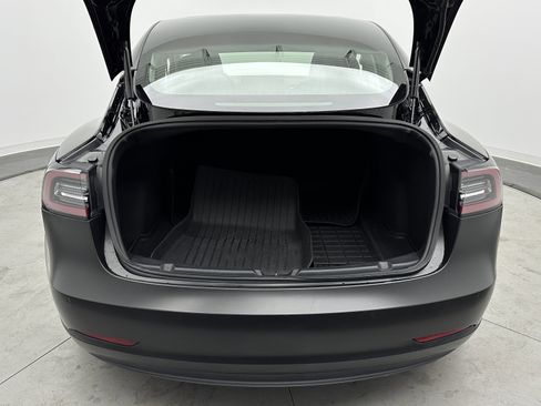 Used 2019 Tesla Model 3 Performance image 29