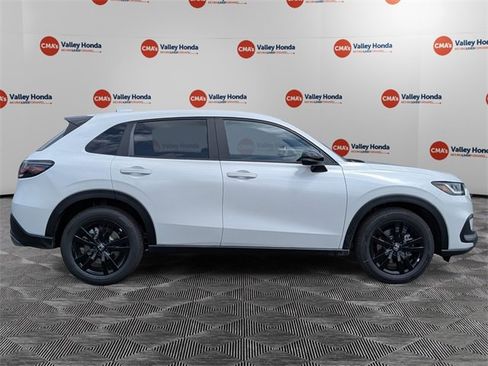 New 2026 Honda HR-V Sport image 4