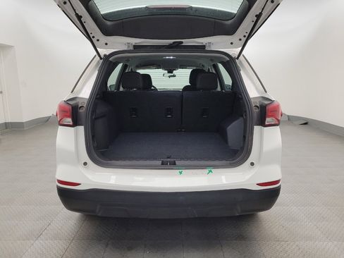 Used 2024 Chevrolet Equinox LS image 29
