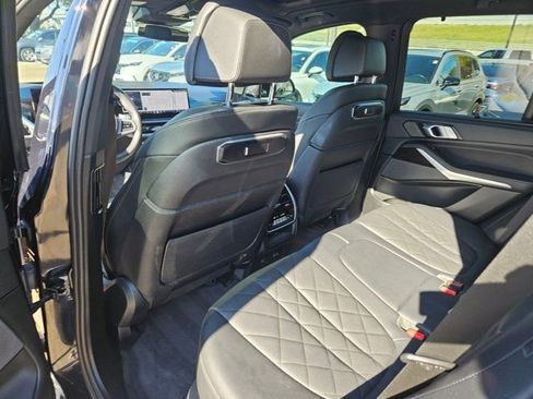 Used 2025 BMW X5 xDrive40i w/ M Sport Package image 16