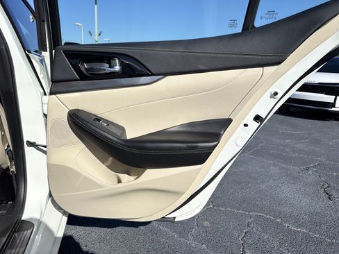 Used 2023 Nissan Maxima SV w/ Floor Mat Group FWD image 15
