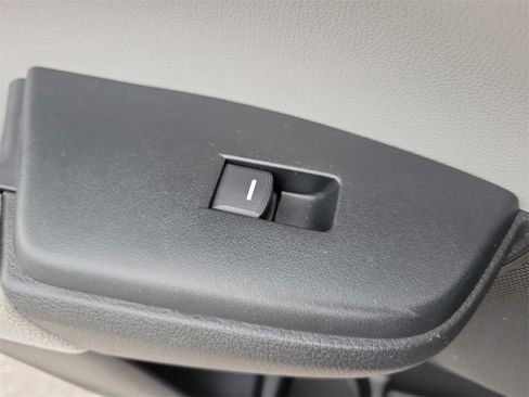 Used 2017 Honda CR-V LX image 16