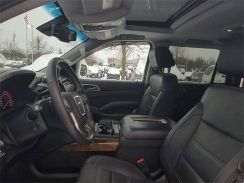 Certified 2015 GMC Yukon Denali image 28