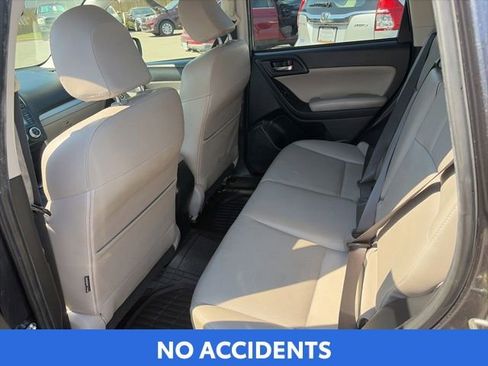 Used 2016 Subaru Forester 2.5i Limited w/ Popular Package #2 AWD/4WD image 10
