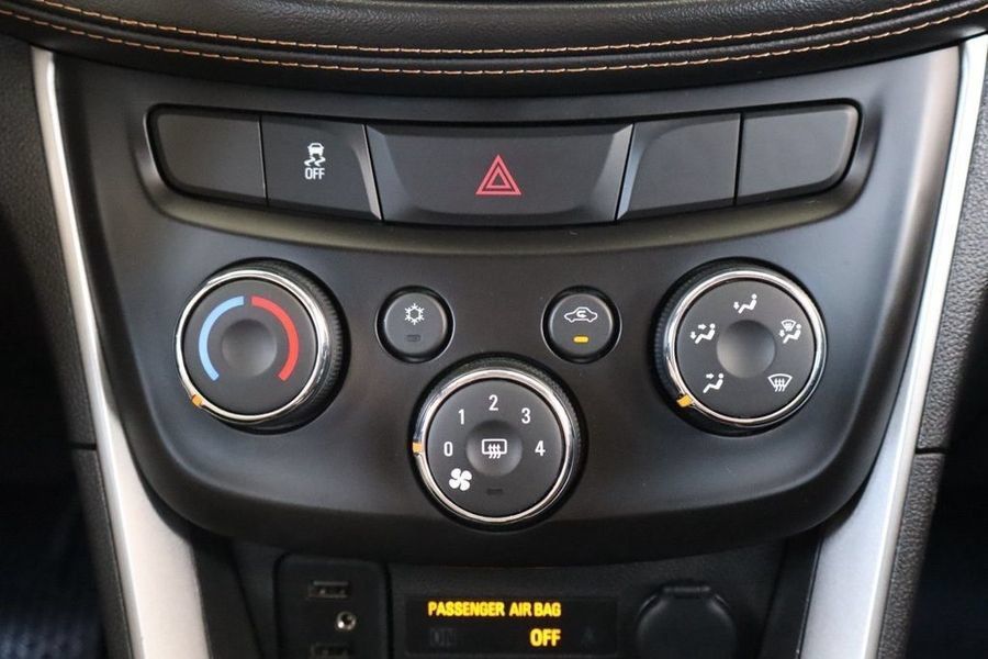 Used 2020 Chevrolet Trax LS w/ Tint and Cruise Package FWD image 23