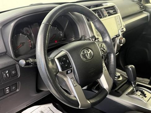 Used 2024 Toyota 4Runner SR5 Premium w/ Moonroof Package AWD/4WD image 18