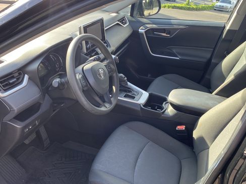 Certified 2025 Toyota RAV4 XLE FWD image 12