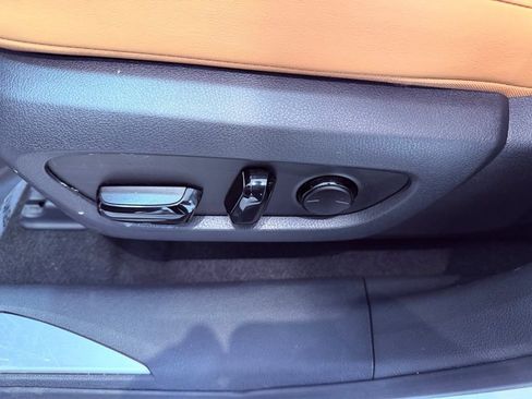 Certified 2025 Lexus RX 350 FWD w/ Technology Package image 19