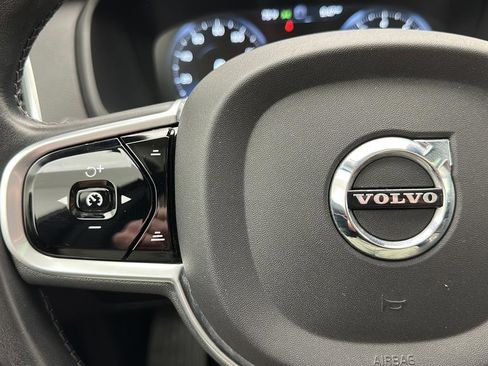 Used 2019 Volvo XC90 T6 Momentum w/ Advanced Package AWD/4WD image 18