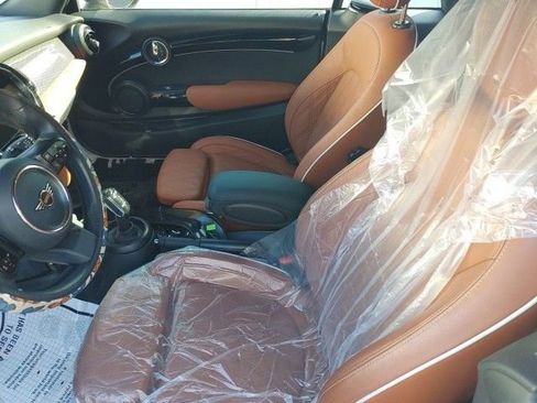 Used 2024 MINI Cooper Convertible w/ Signature Upholstery Package image 7