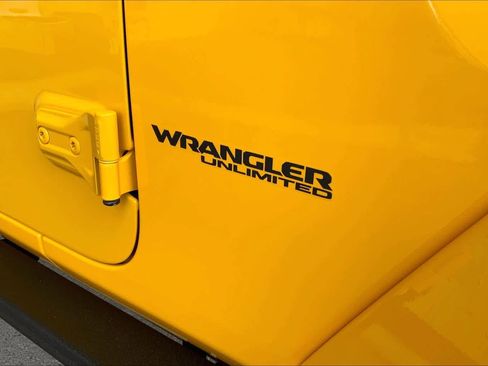 Used 2019 Jeep Wrangler Moab w/ Quick Order Package 24M Moab image 33