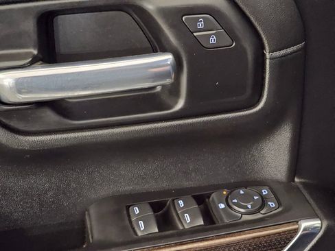 Used 2021 Chevrolet Silverado 1500 LT AWD/4WD image 23
