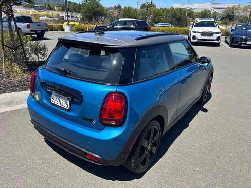 Used 2024 MINI Cooper SE FWD image 5