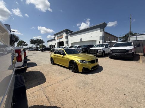 Used 2015 BMW M4 Coupe RWD image 36